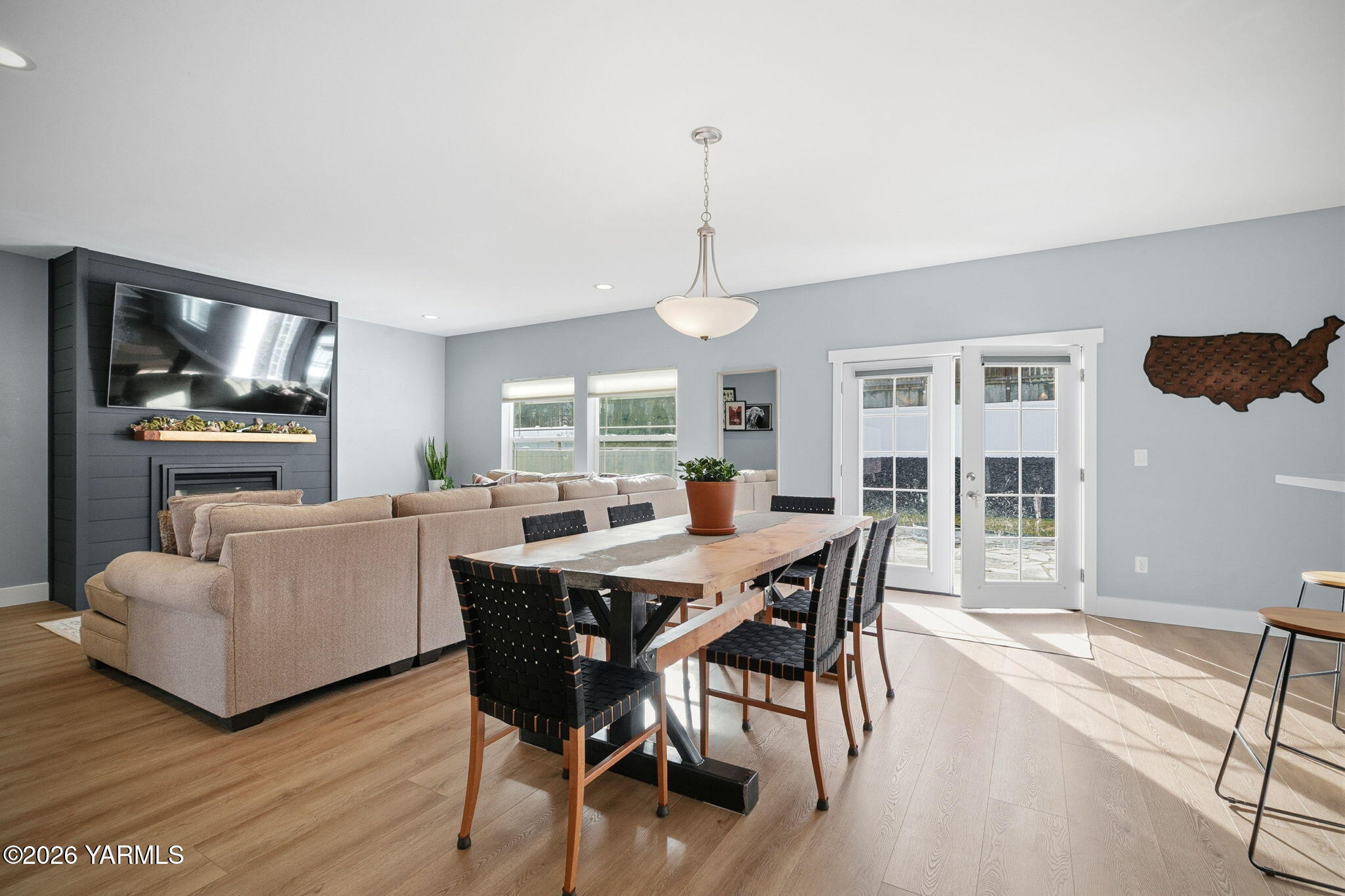 126 Lyle Loop Rd