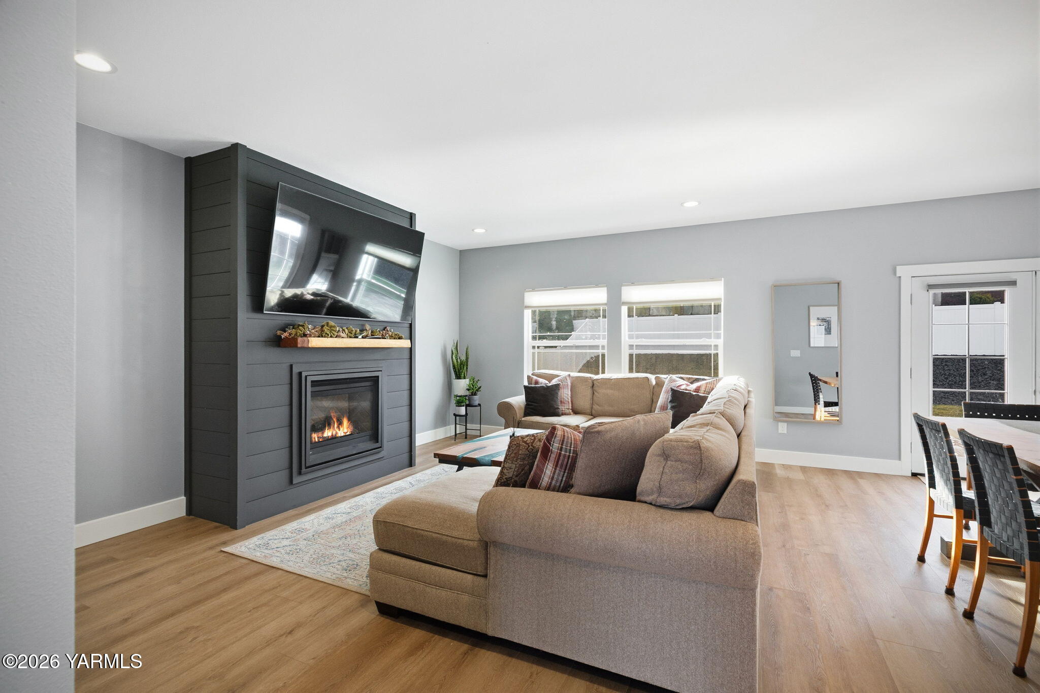 126 Lyle Loop Rd