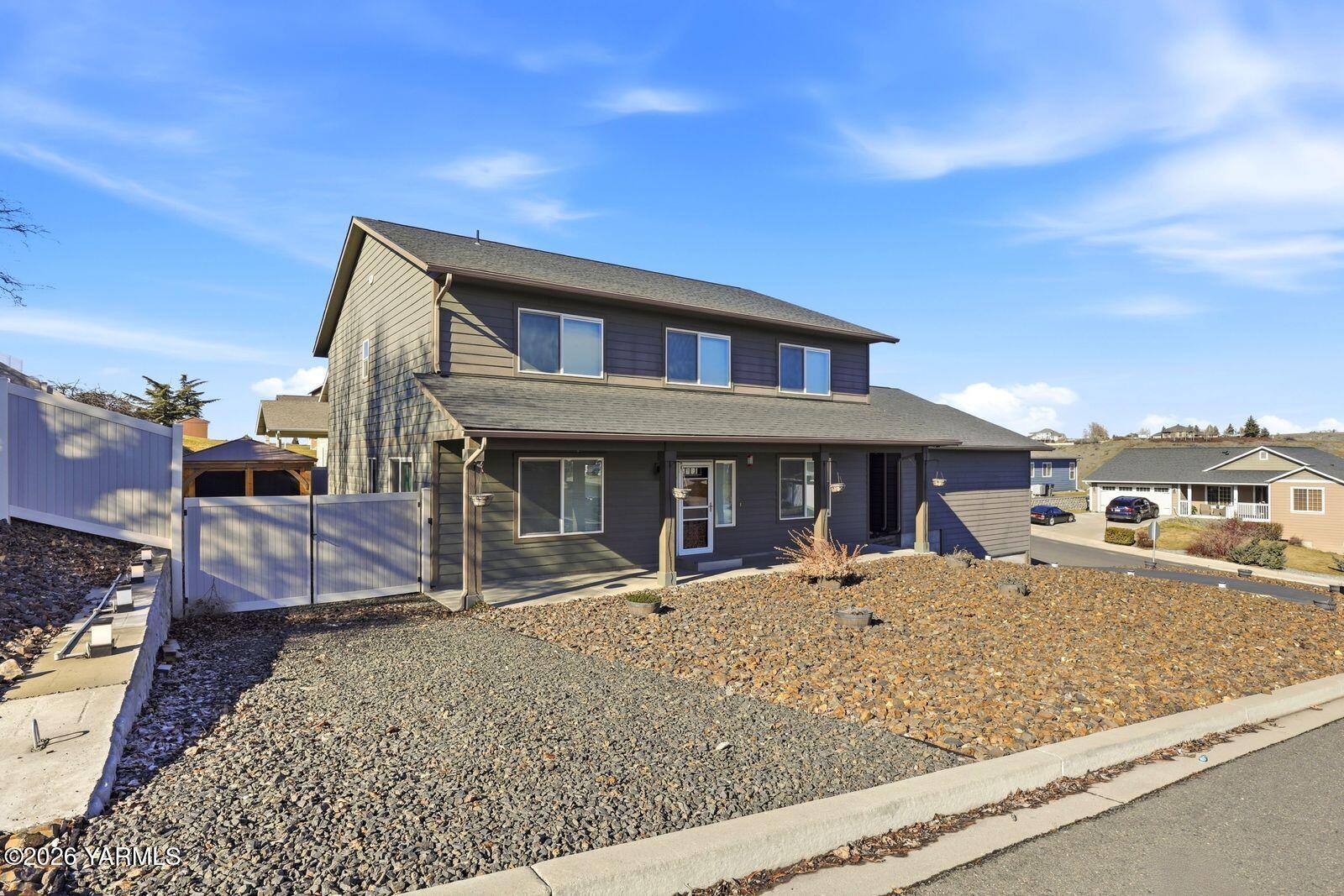1700 W 1st Ave