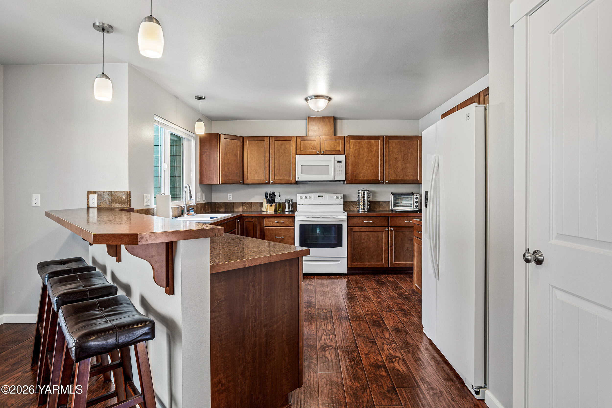 1700 W 1st Ave