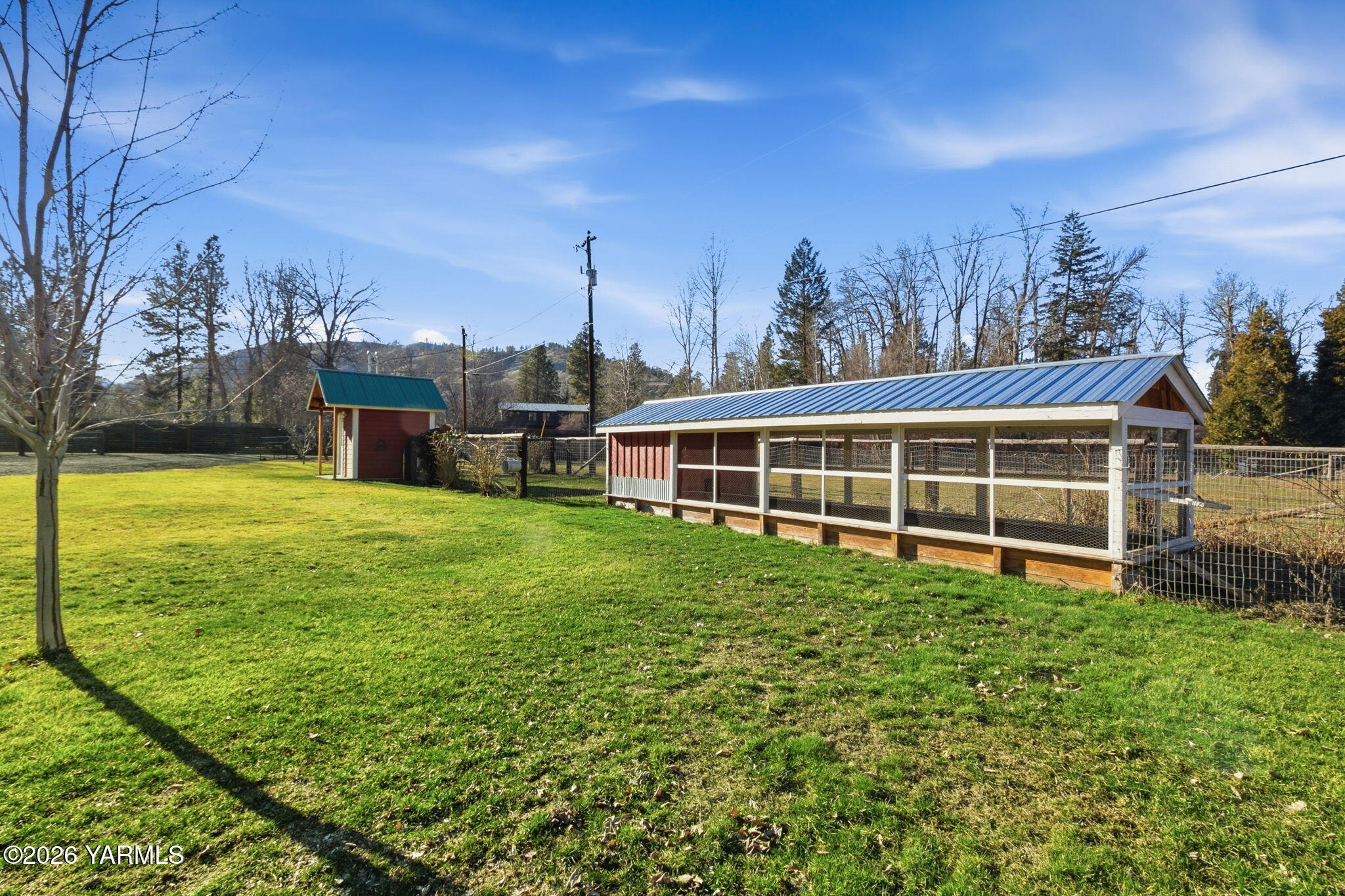 121 Rattlesnake Ln