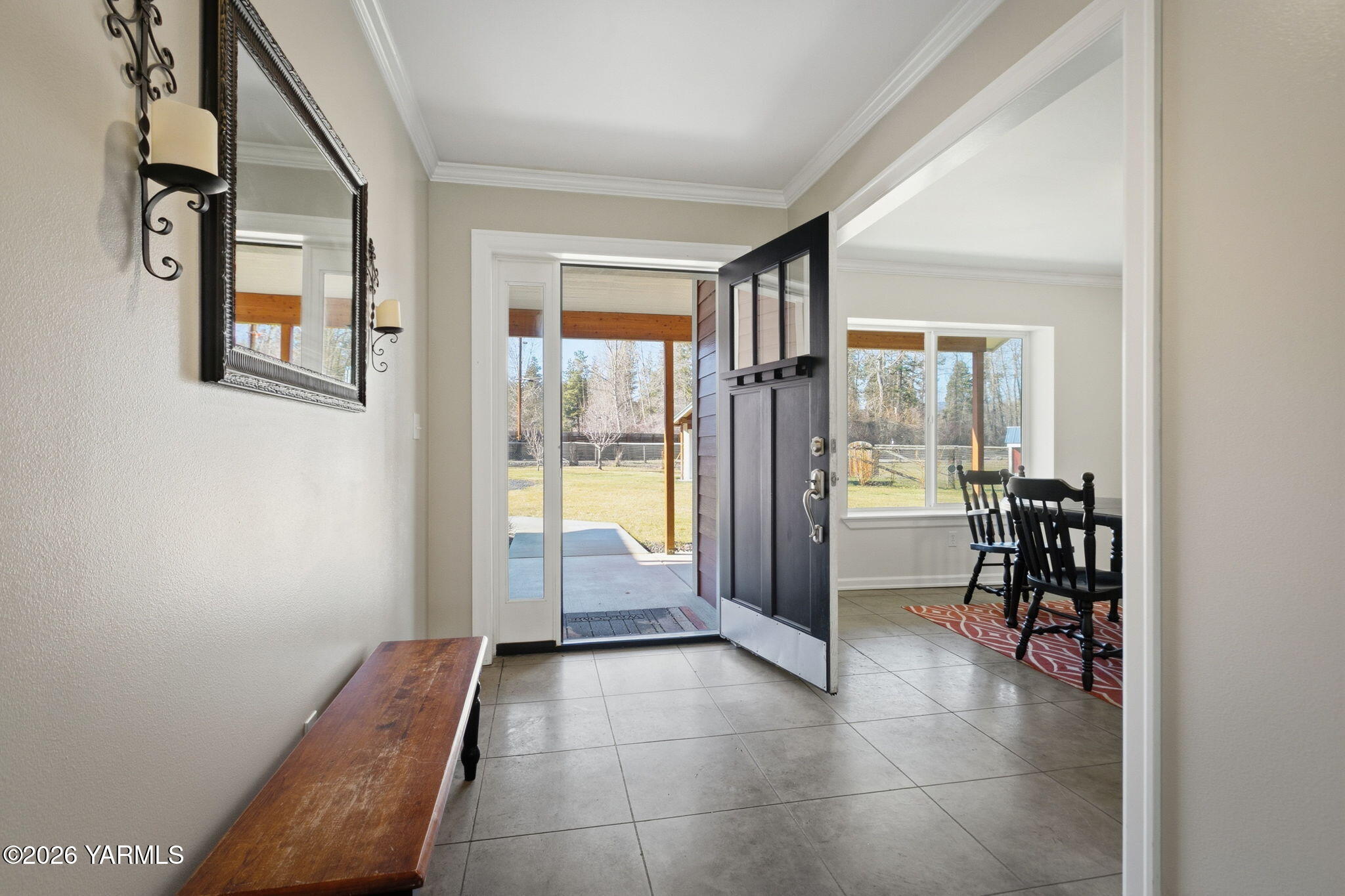 121 Rattlesnake Ln