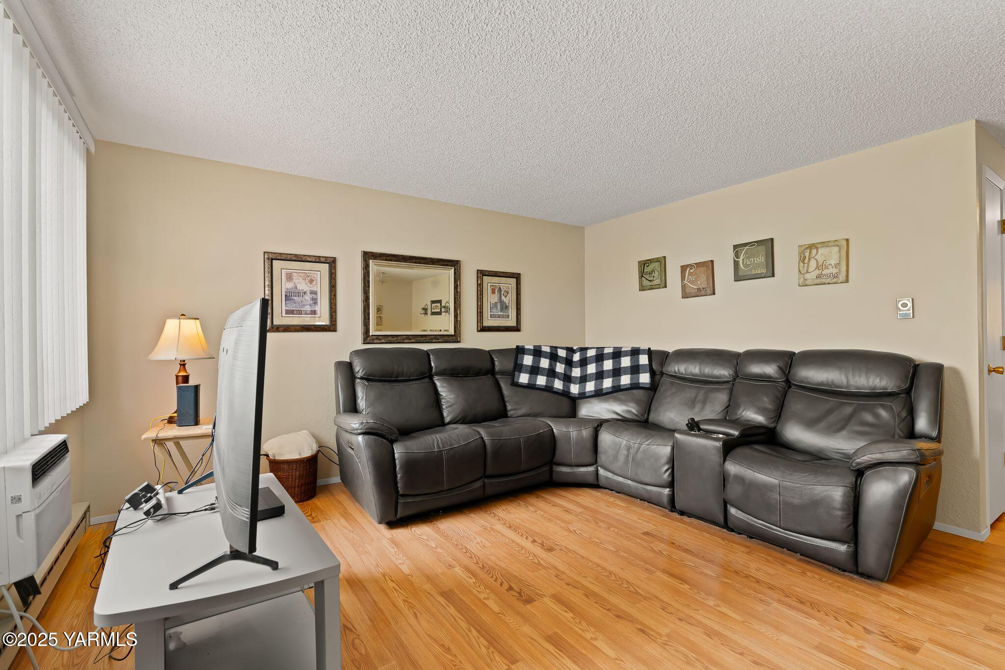 500 Richards Rd