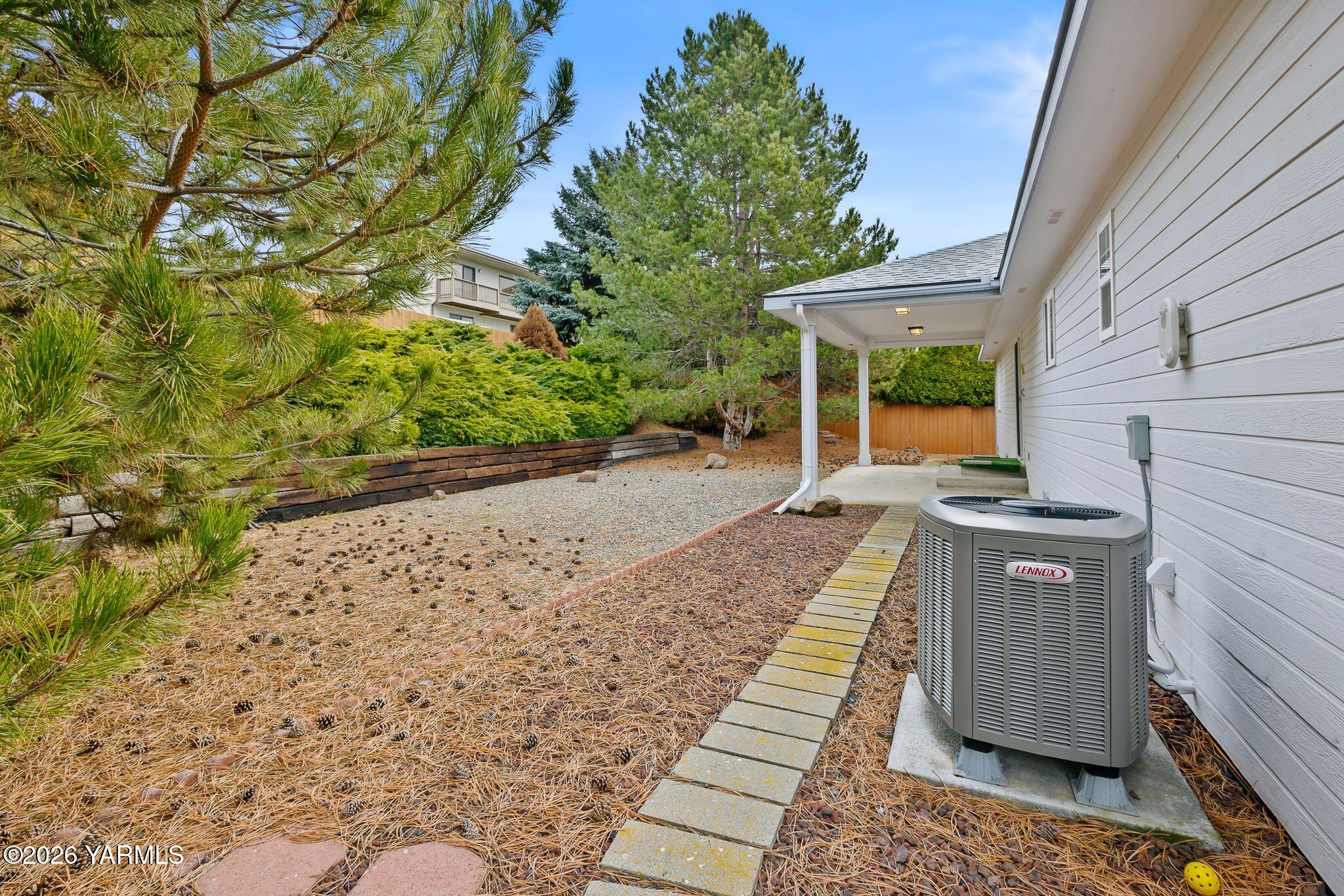 5305 Tumac Dr
