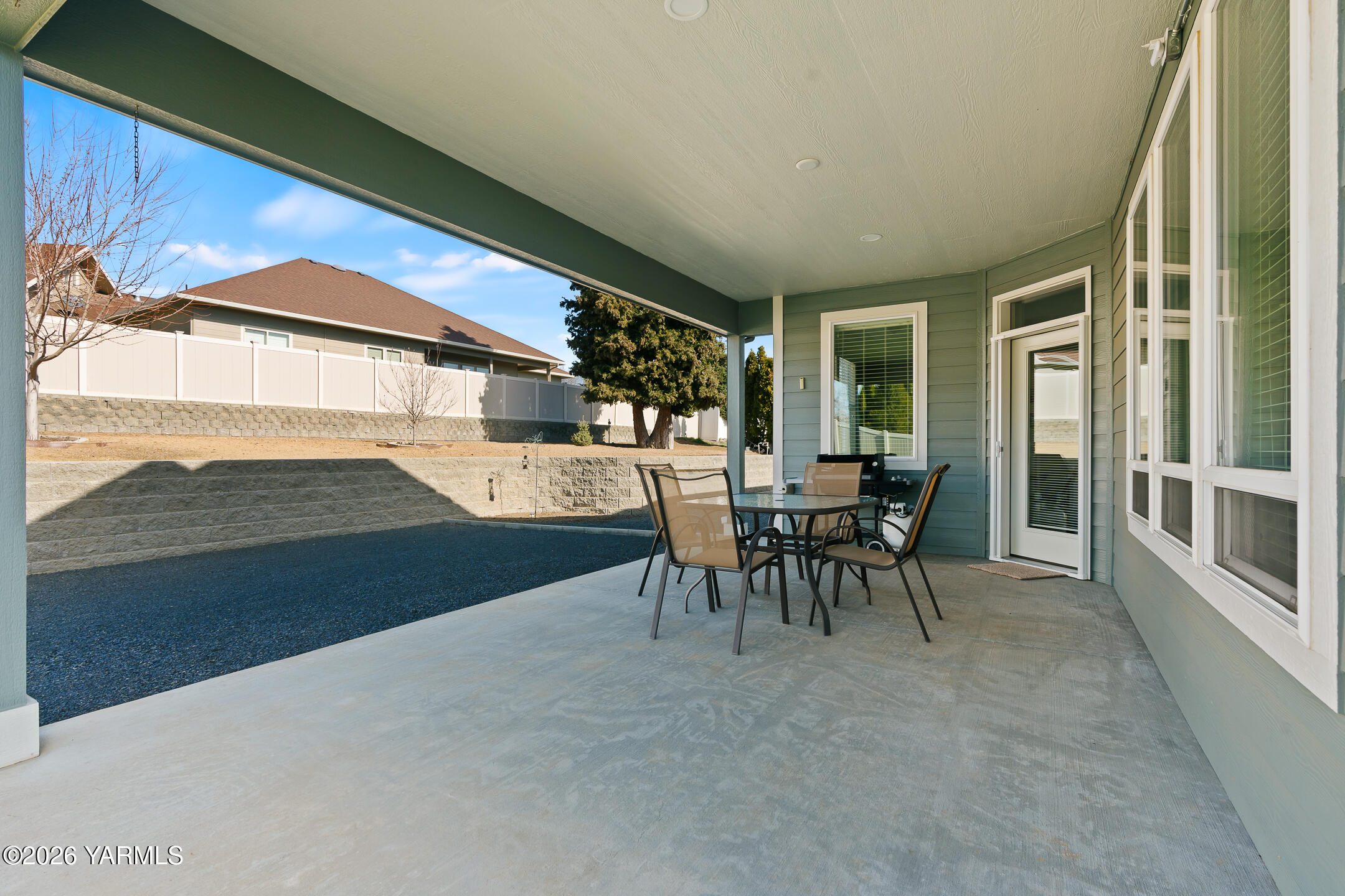 12 N 96th Ave