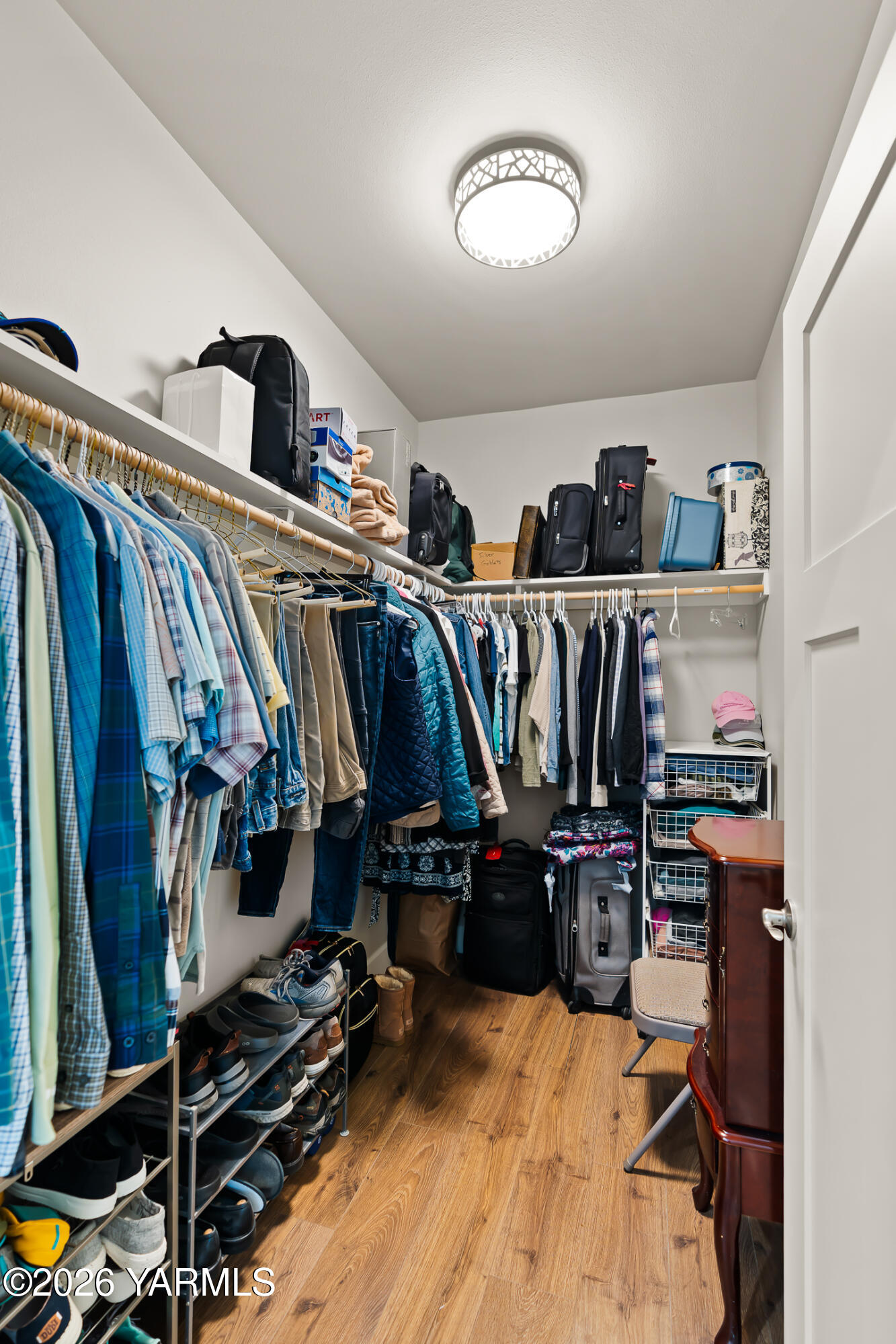 12 N 96th Ave