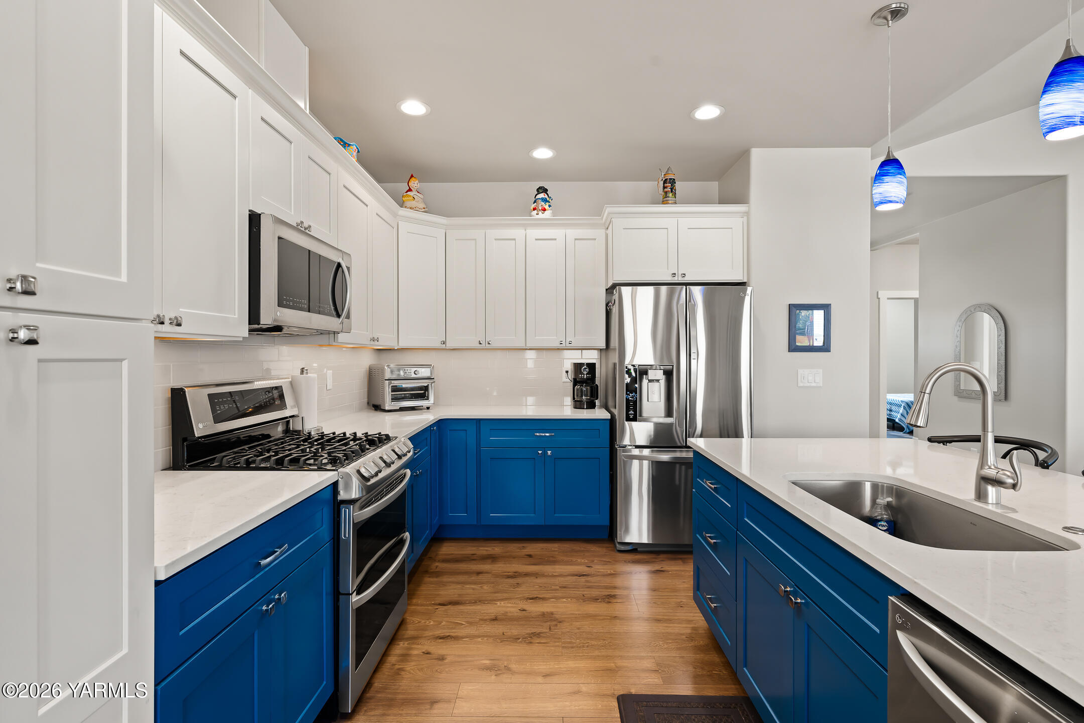 12 N 96th Ave