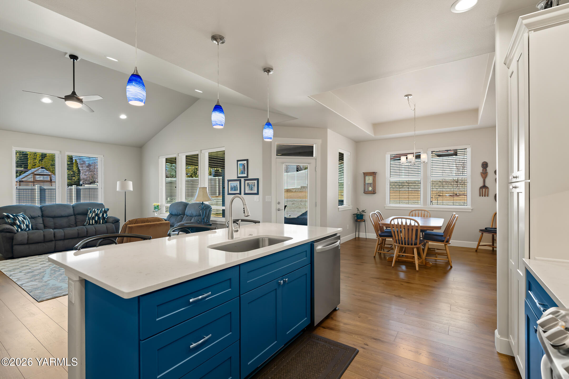 12 N 96th Ave