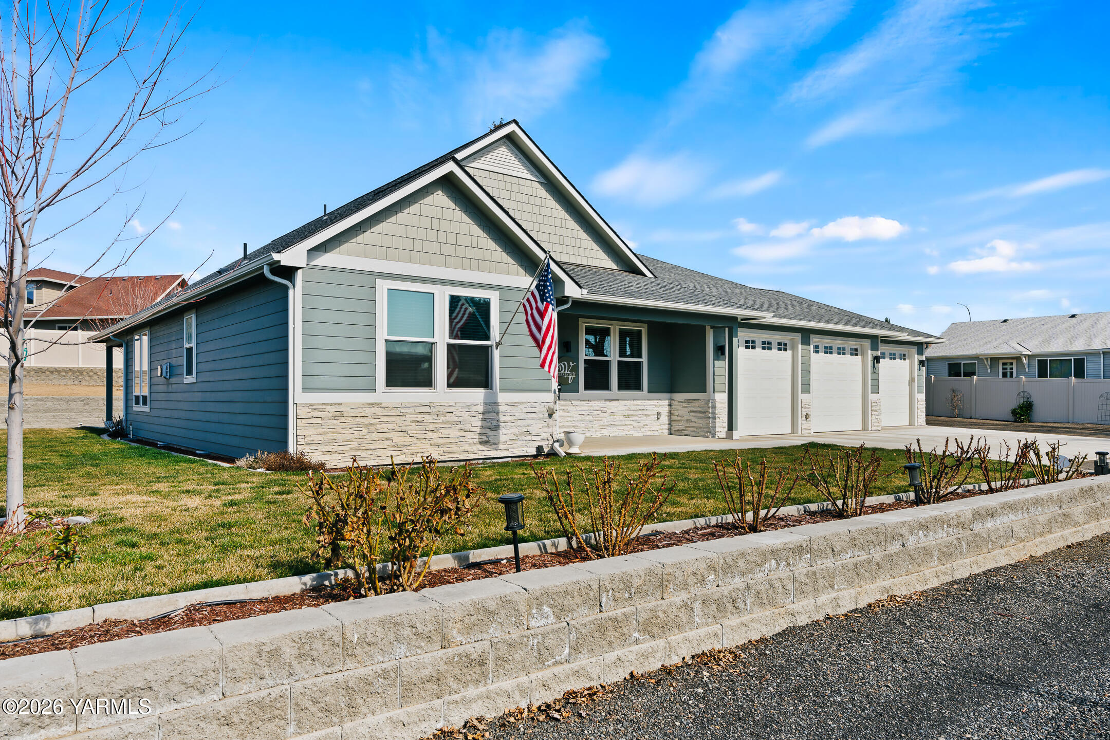 12 N 96th Ave