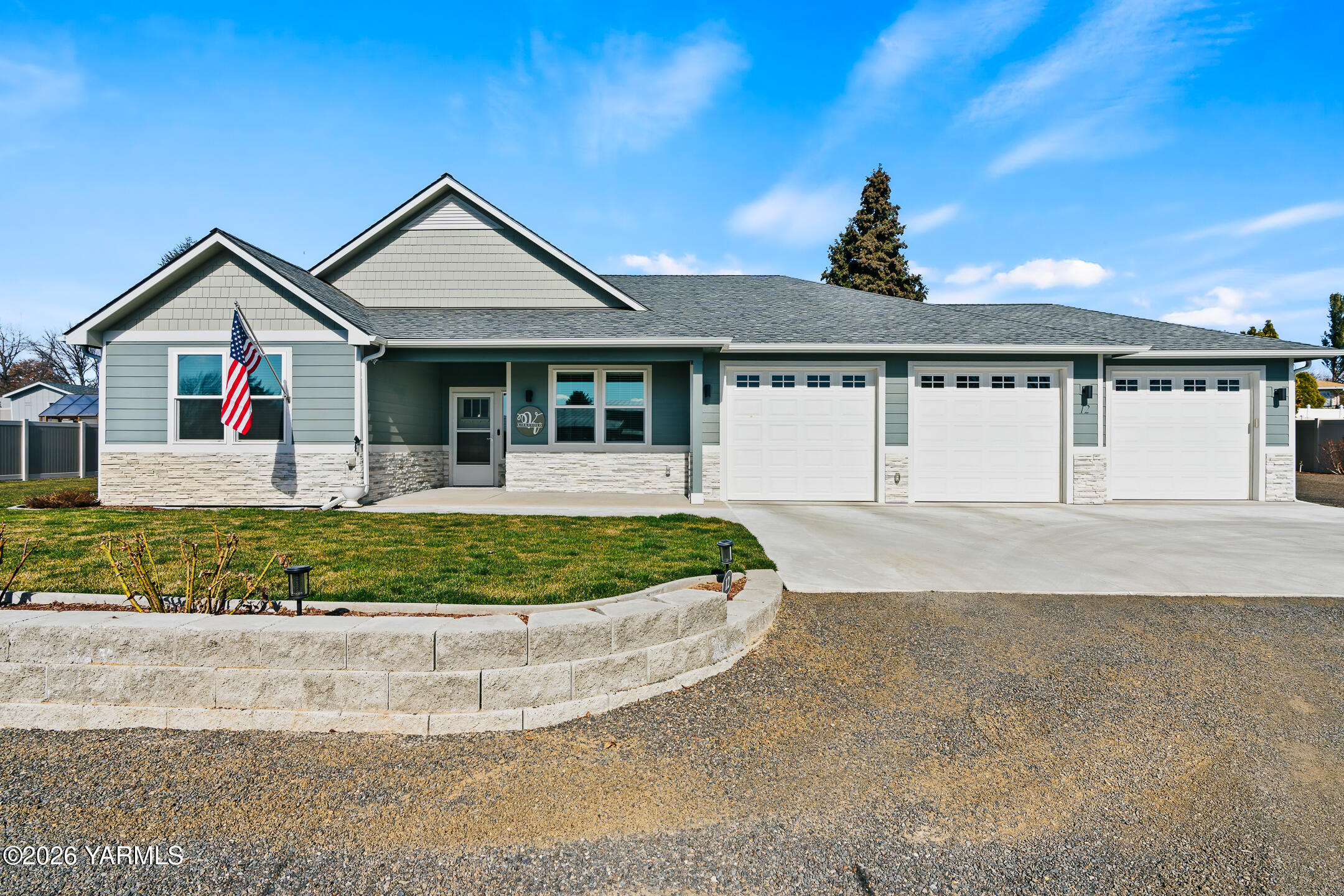 12 N 96th Ave