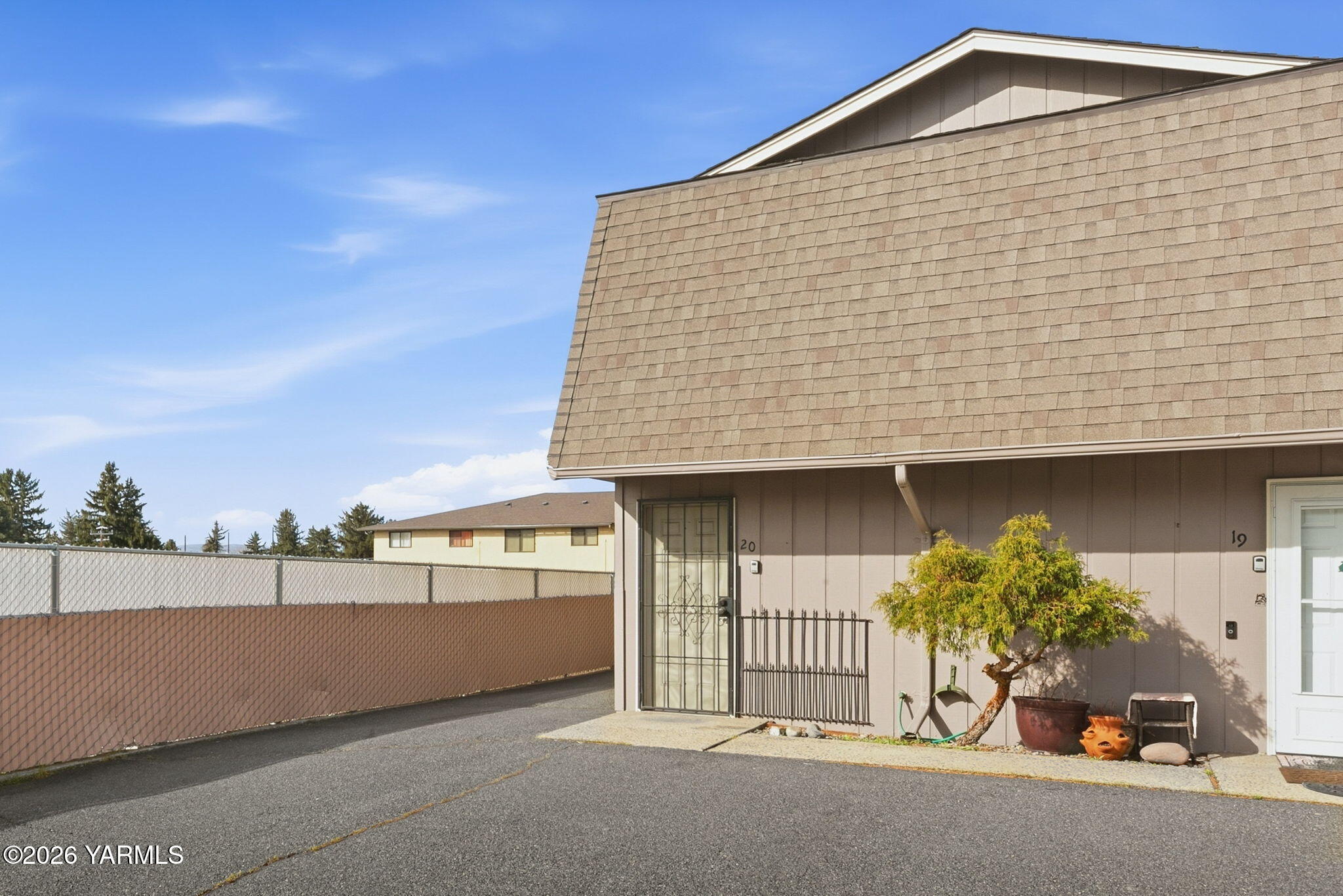 701 S 38th Ave Unit: 20