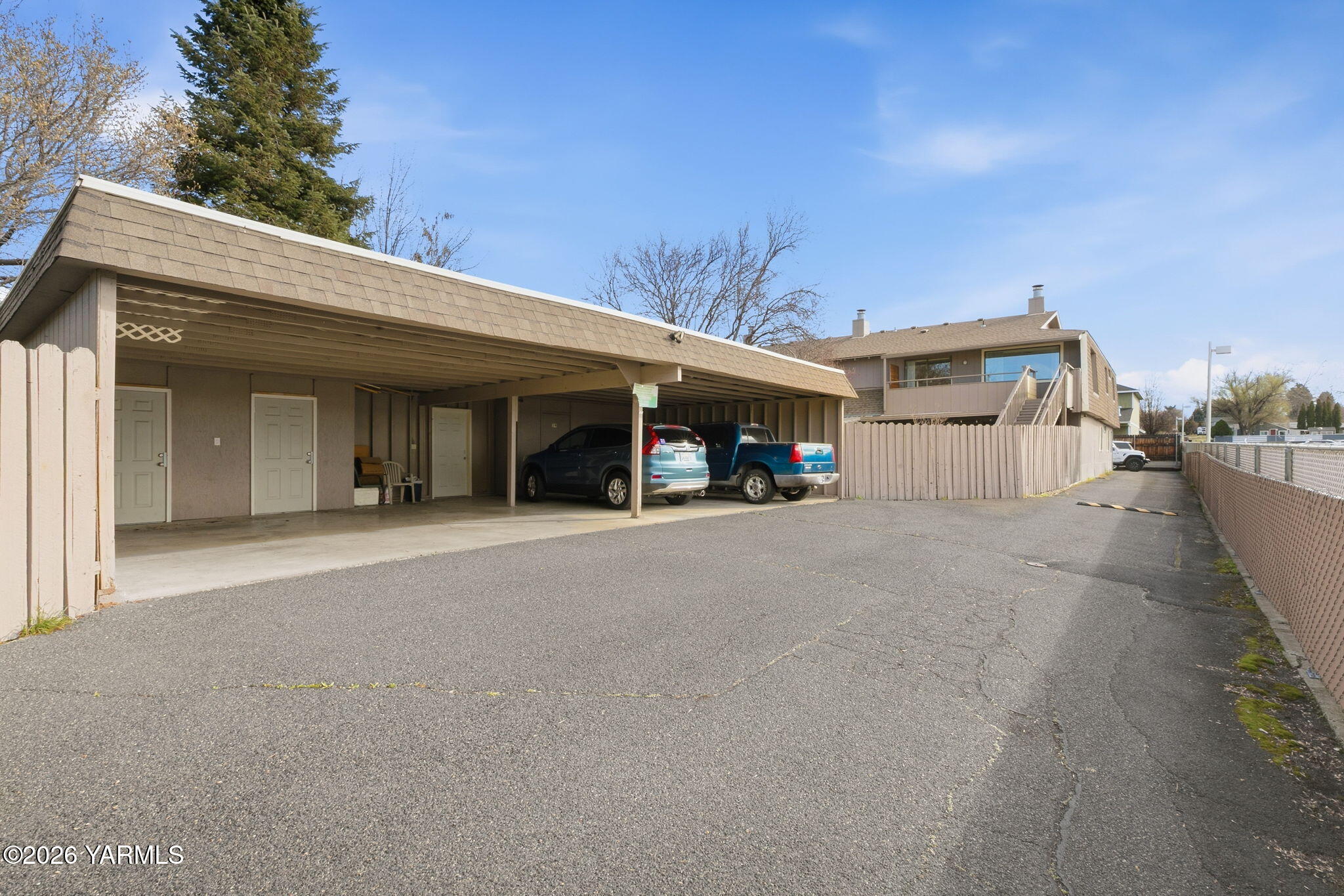 701 S 38th Ave Unit: 20