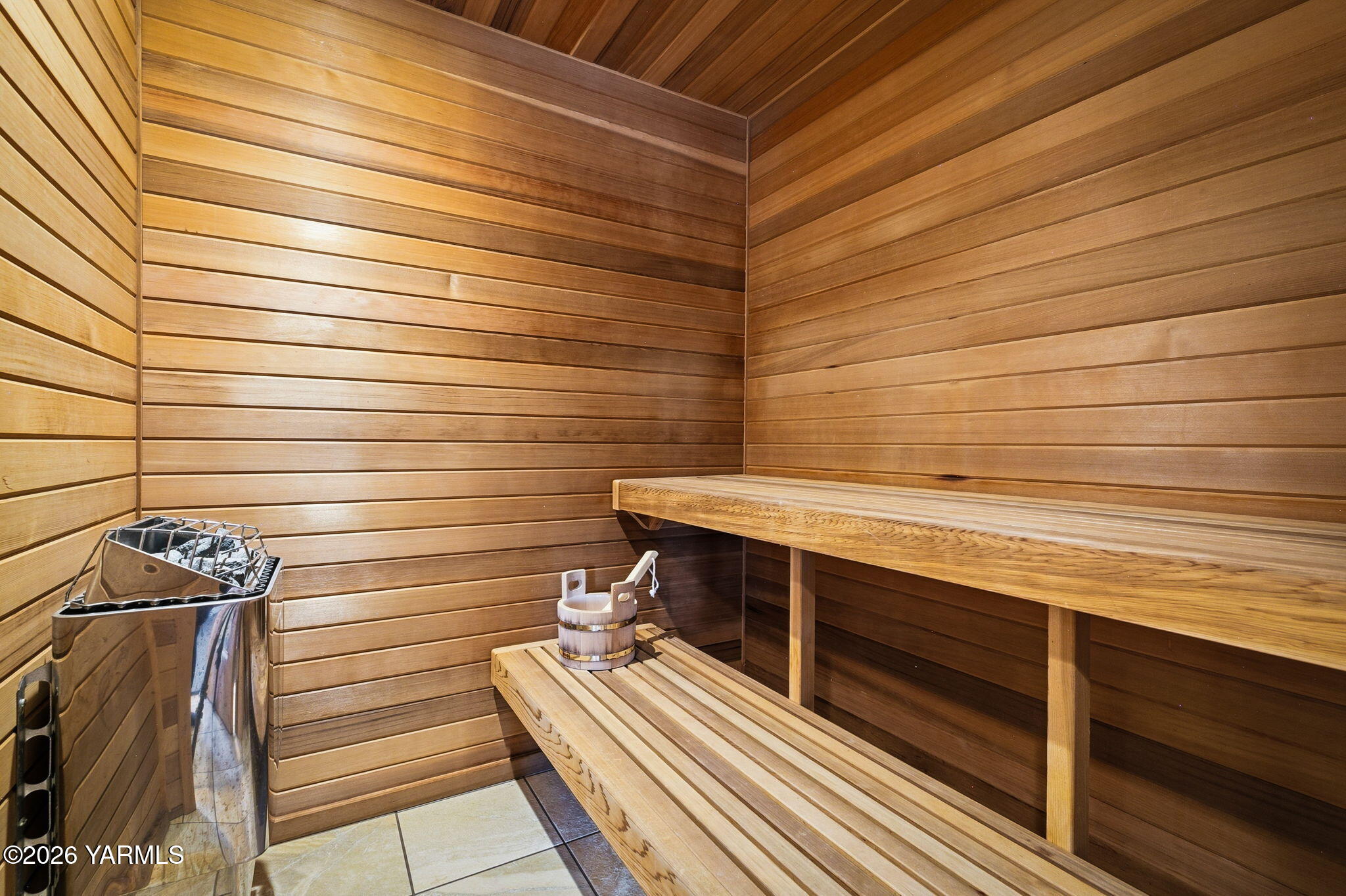 7005 Englewood Ave