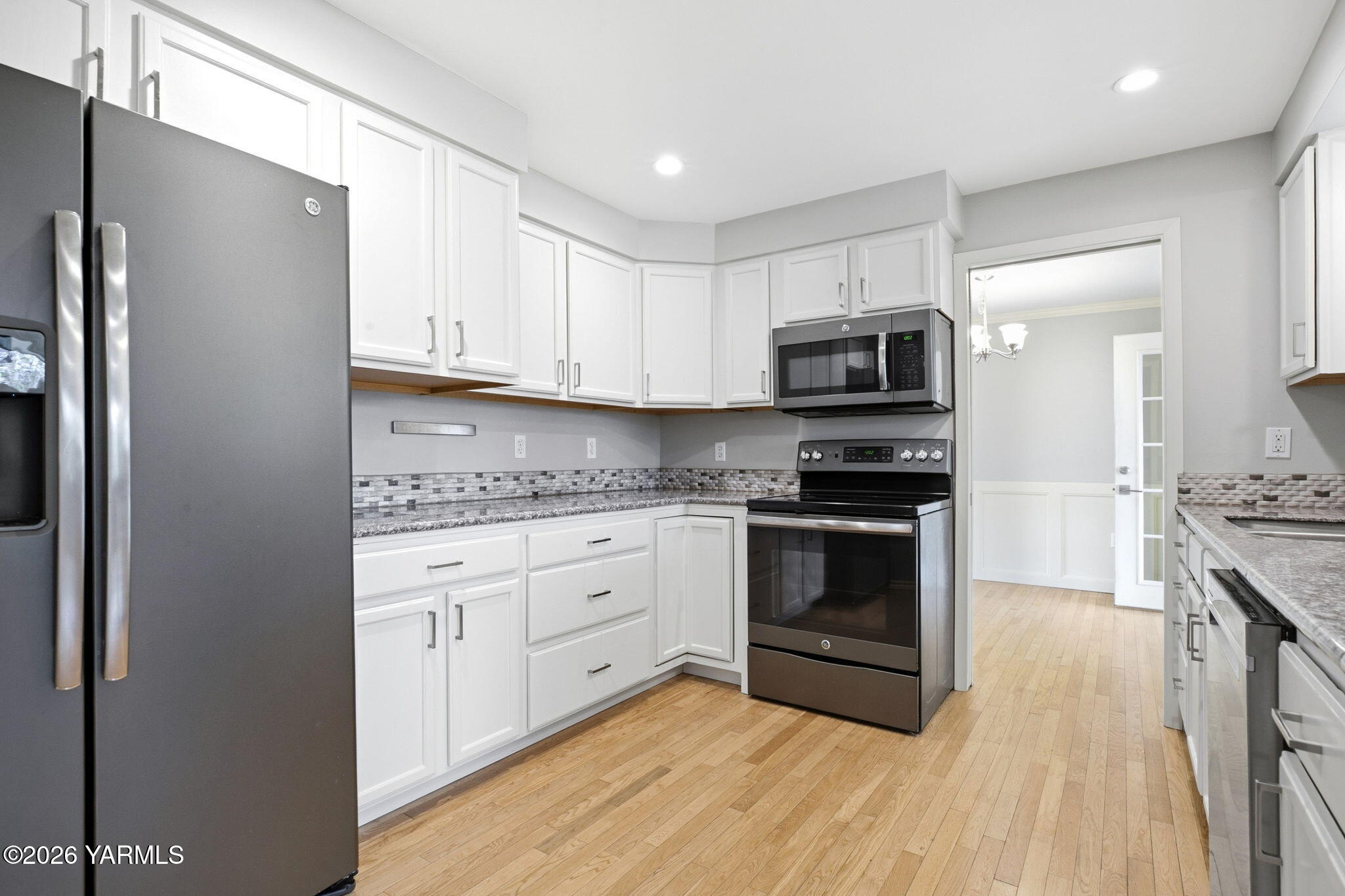 801 S 58th Ave