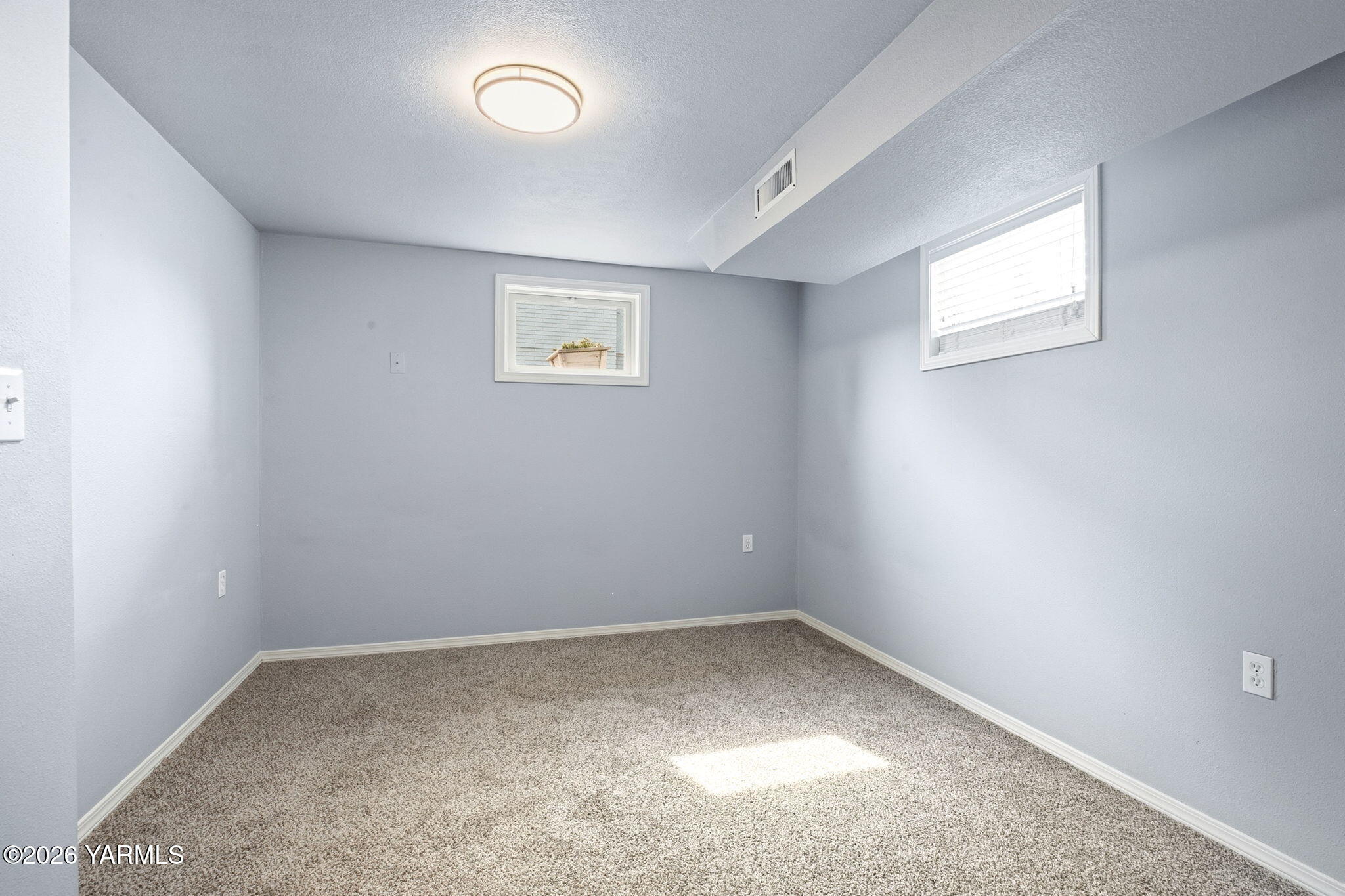 801 S 58th Ave