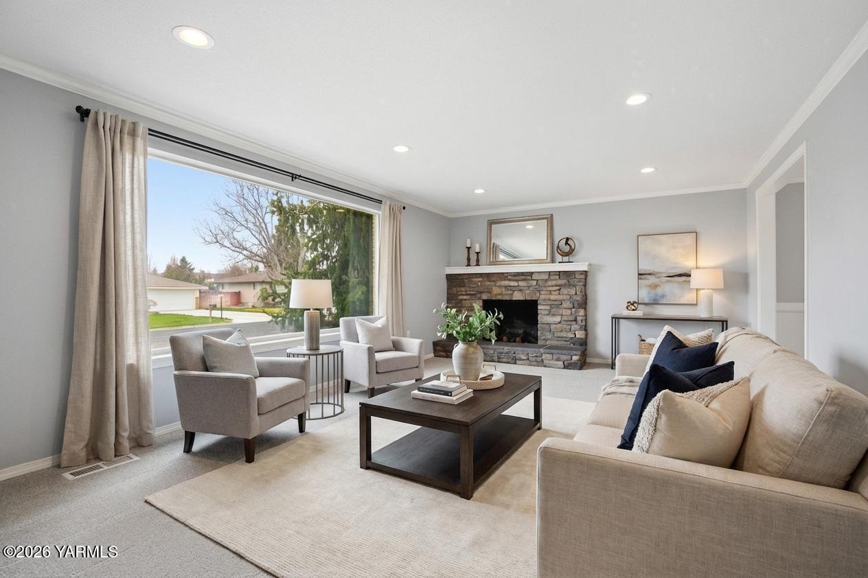 801 S 58th Ave