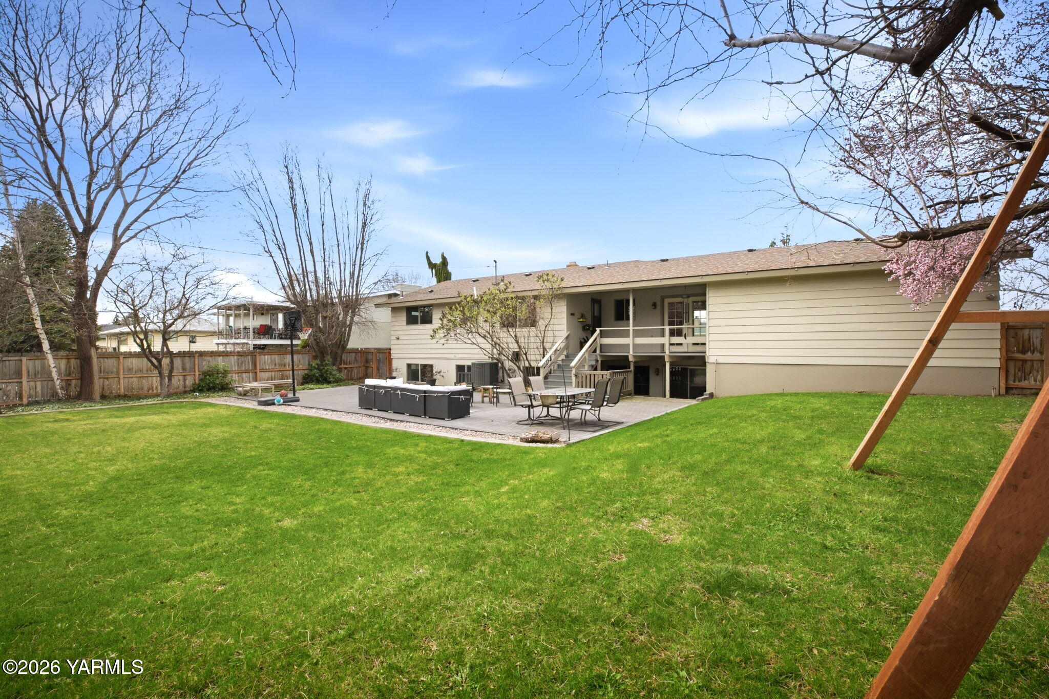801 S 58th Ave