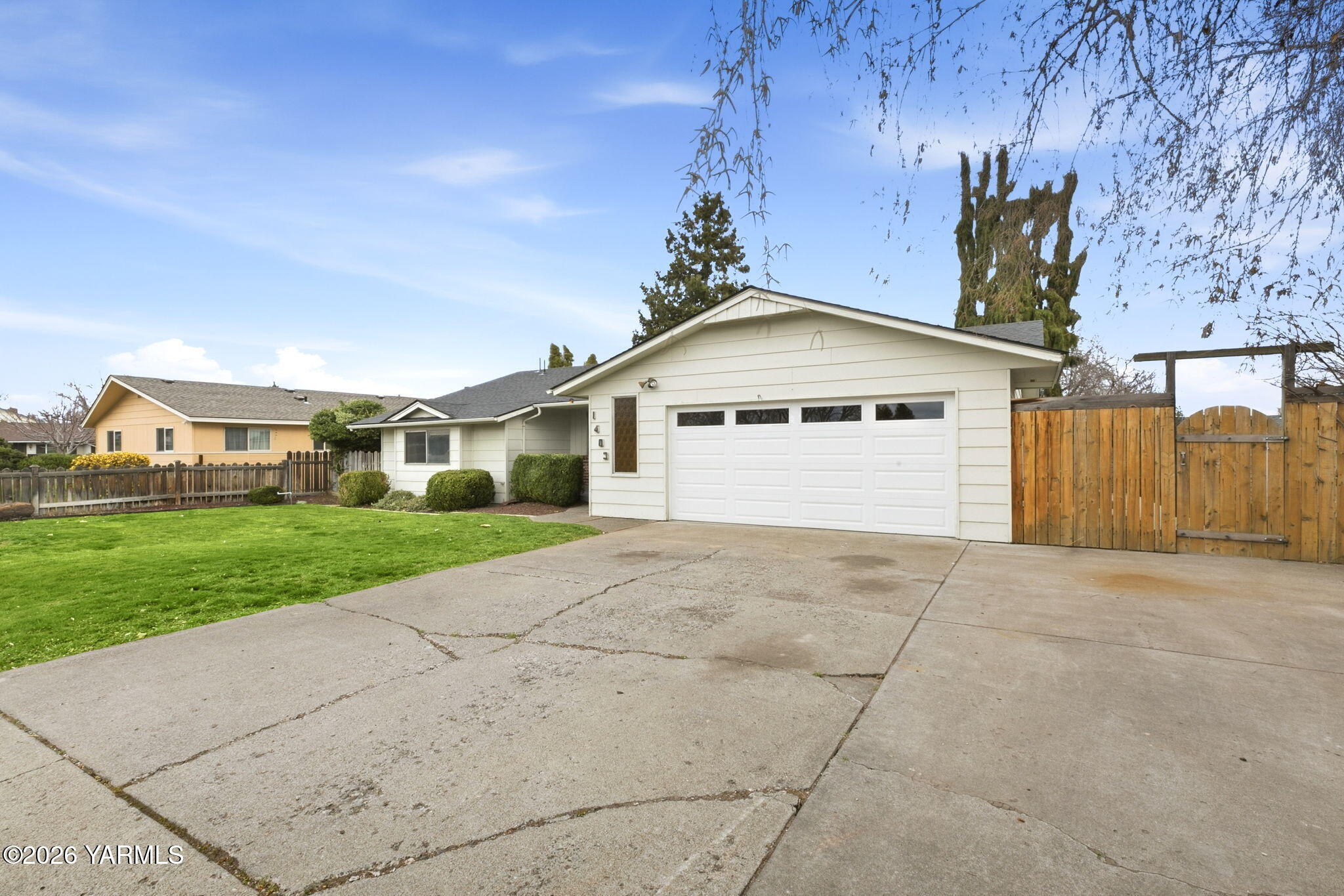 1403 S 32nd Ave
