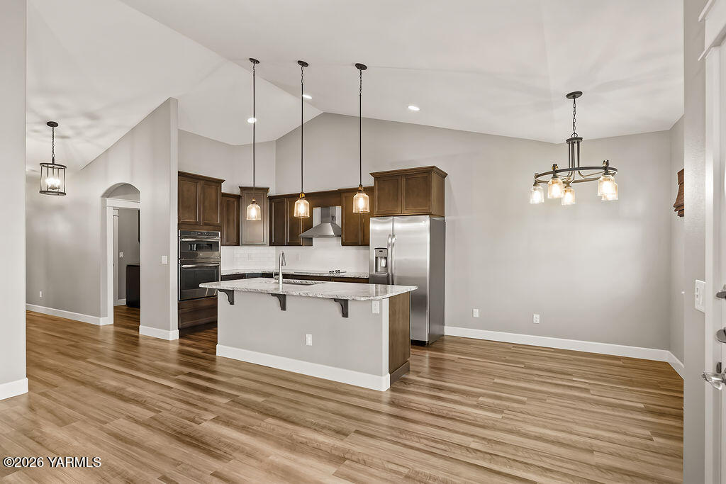 220 N 89th Ave