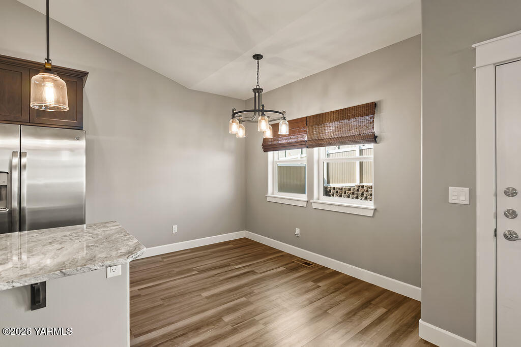 220 N 89th Ave