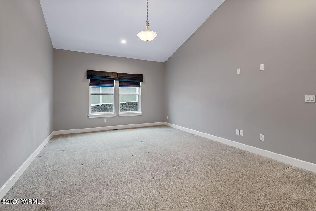 220 N 89th Ave