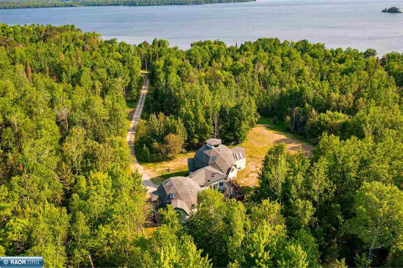 3382 E Breezy Point Rd