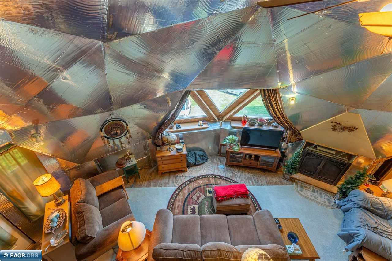 3382 E Breezy Point Rd