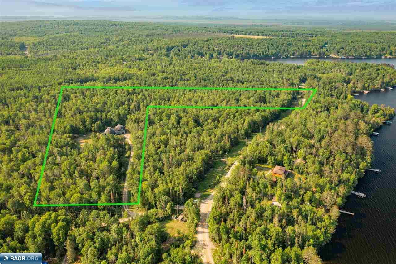 3382 E Breezy Point Rd