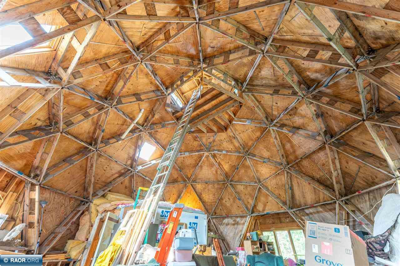 3382 E Breezy Point Rd