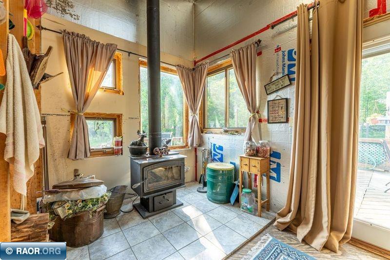 3382 E Breezy Point Rd