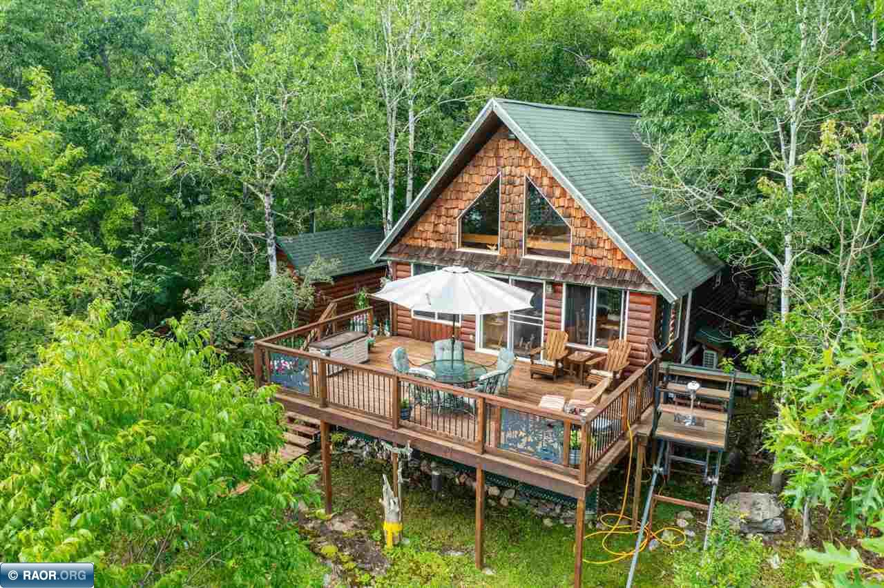 95608 Pine Island