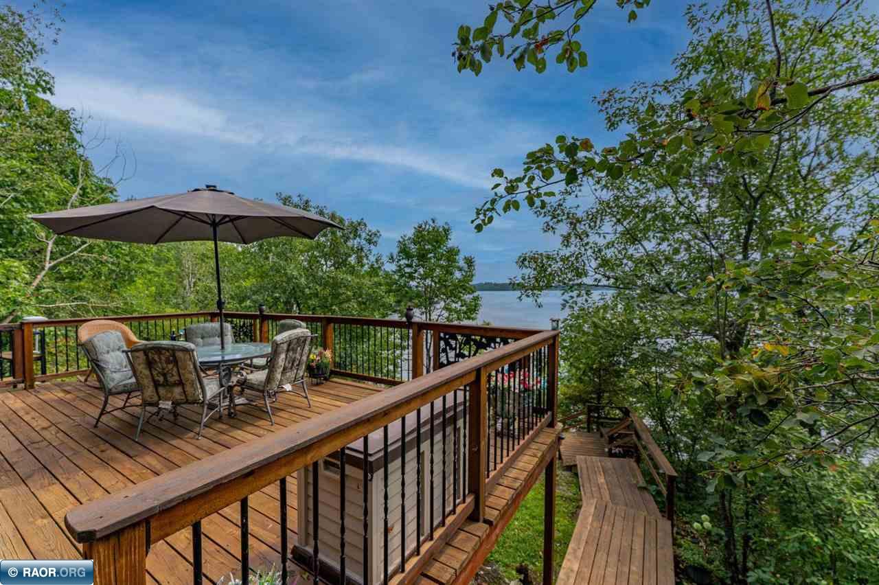 95608 Pine Island