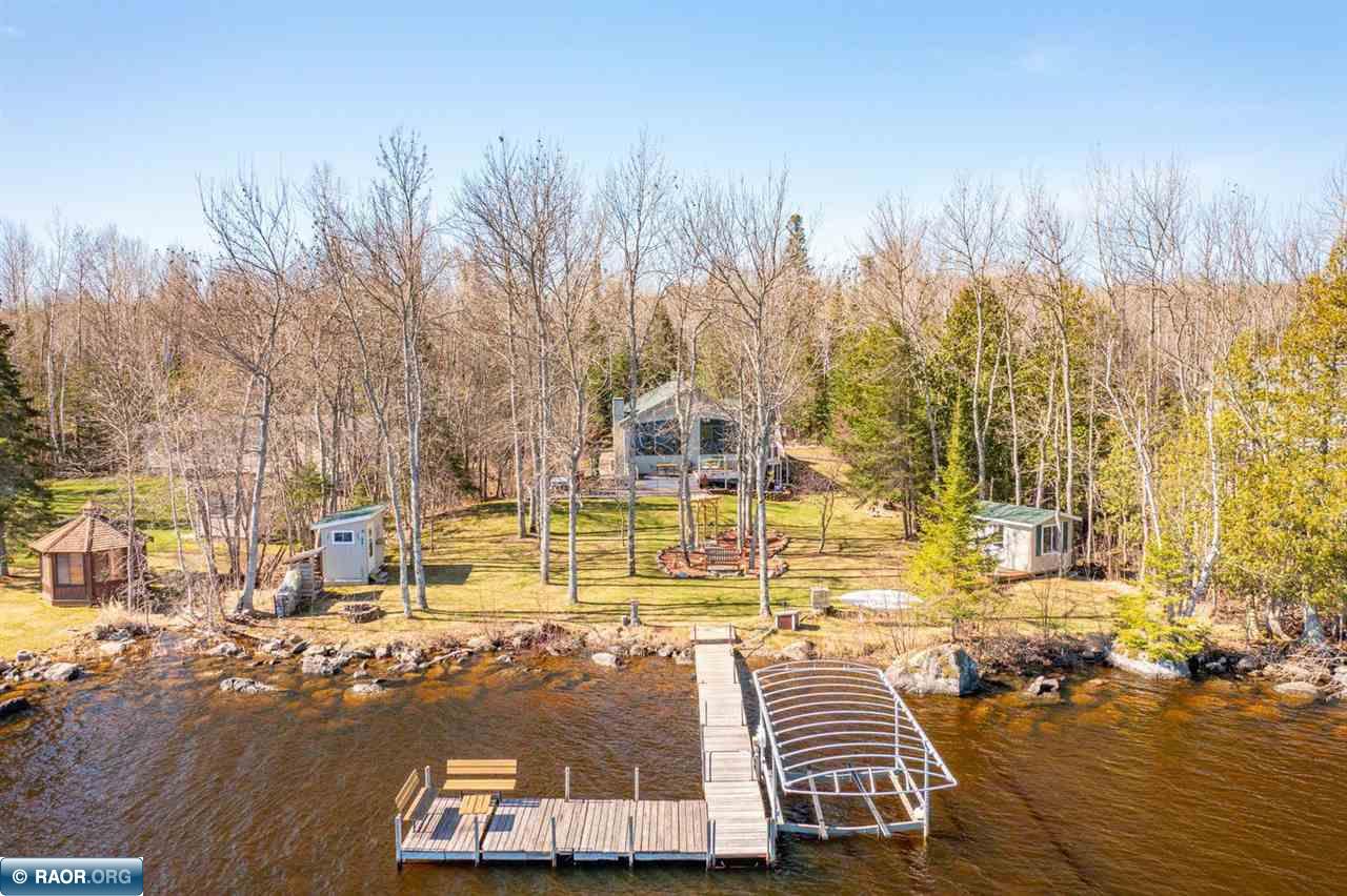4452 Moccasin Point Rd