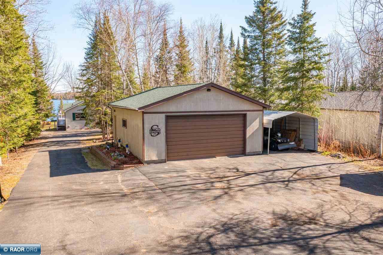4452 Moccasin Point Rd