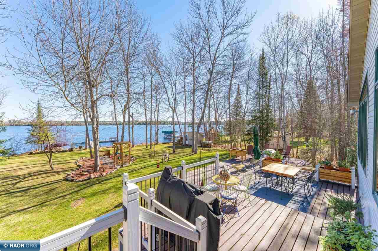 4452 Moccasin Point Rd