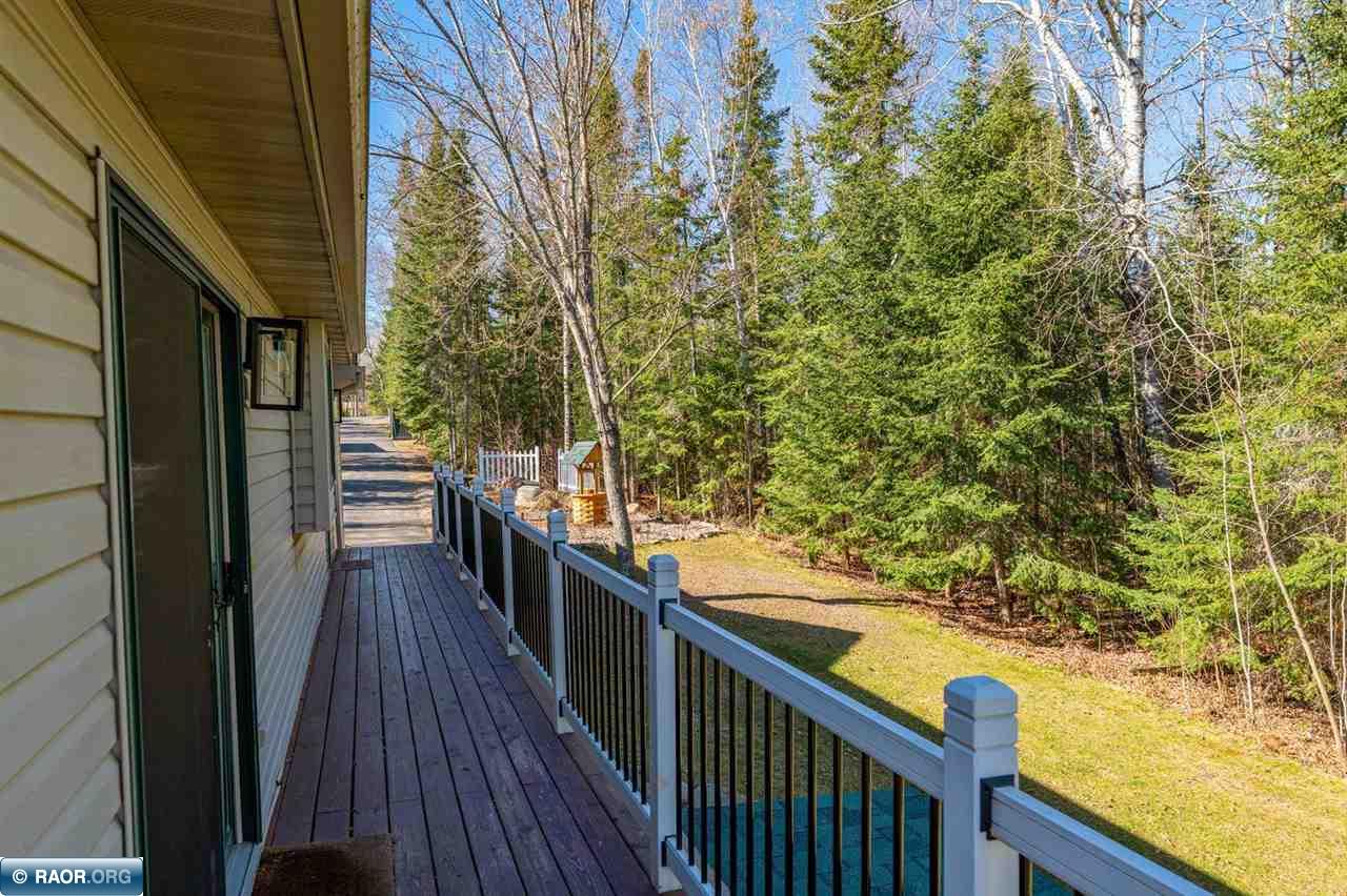 4452 Moccasin Point Rd