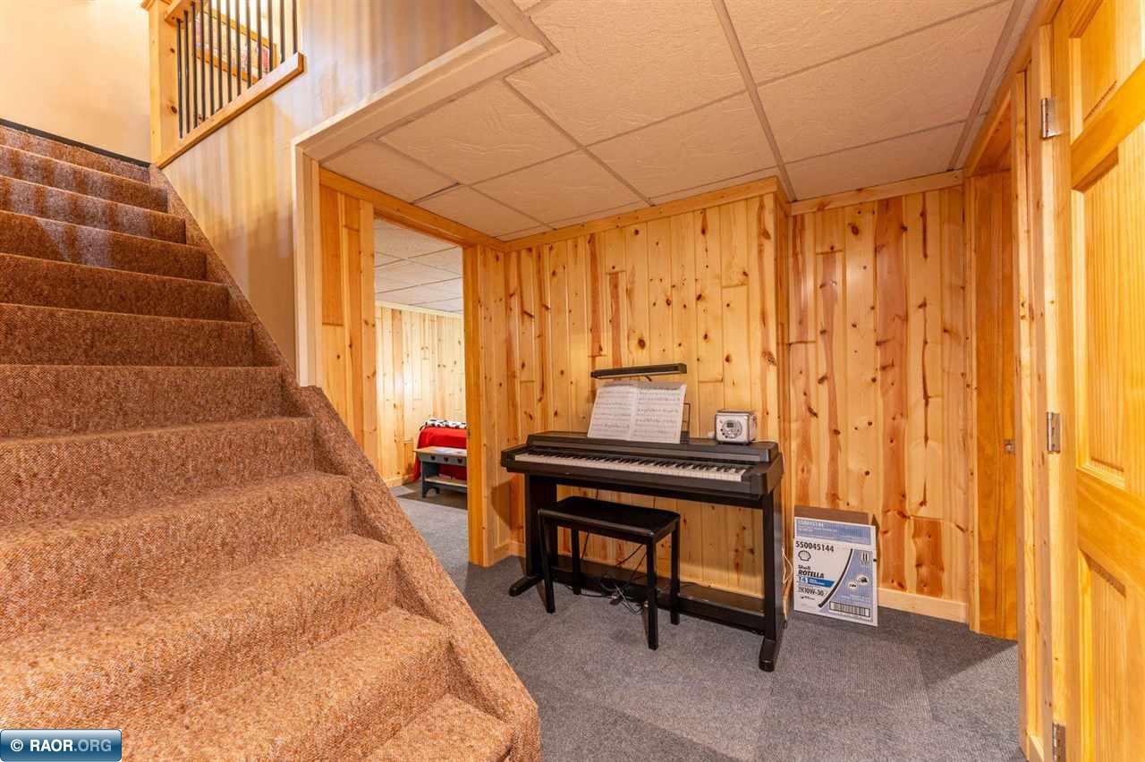8947 Wakemup Village E