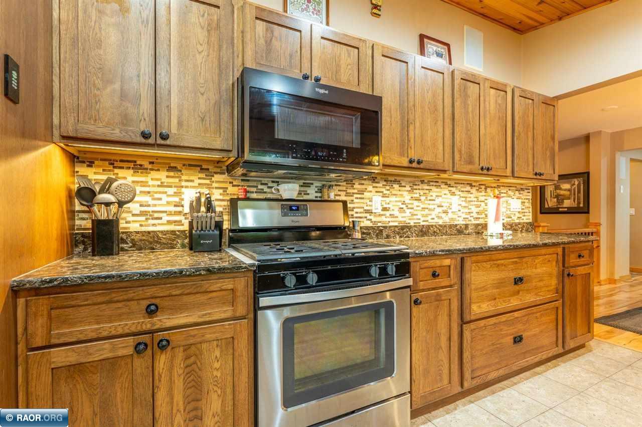 8947 Wakemup Village E