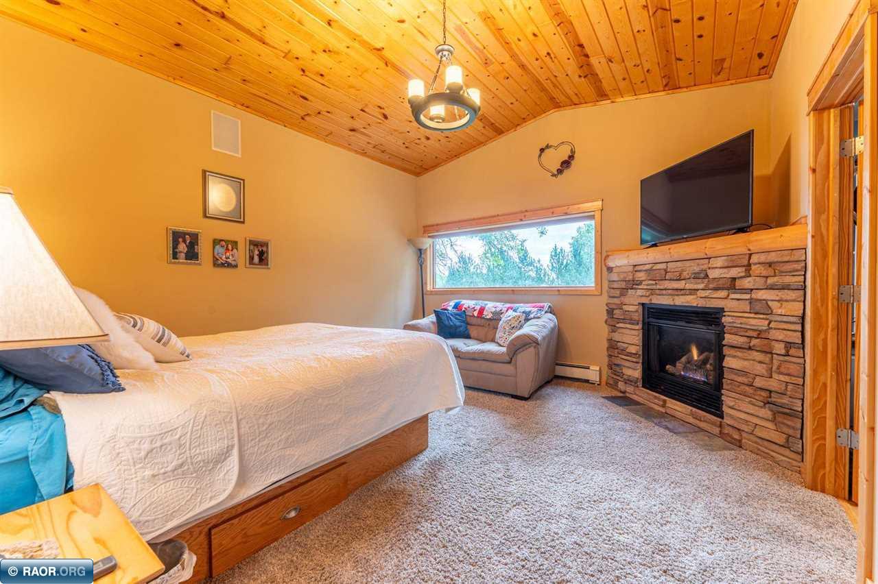 8947 Wakemup Village E