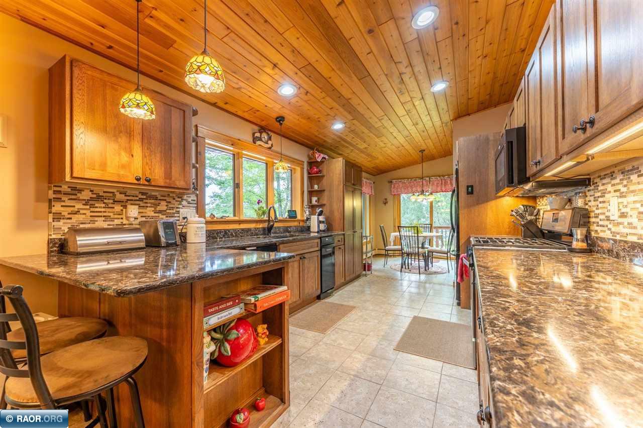 8947 Wakemup Village E