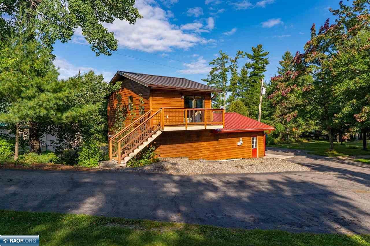 8947 Wakemup Village E