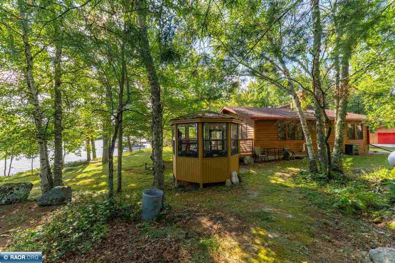 8947 Wakemup Village E
