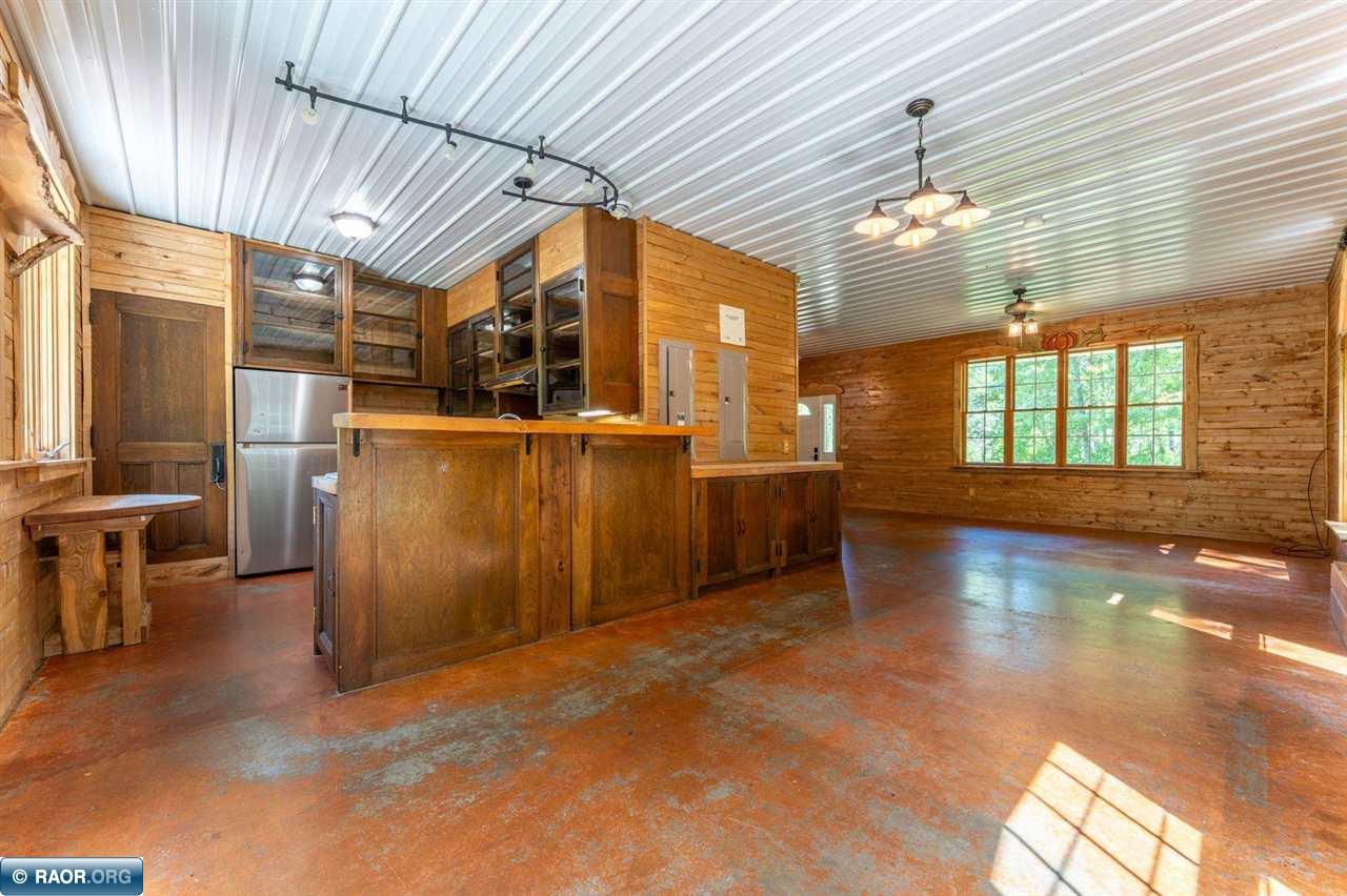 9374 Alango Rd