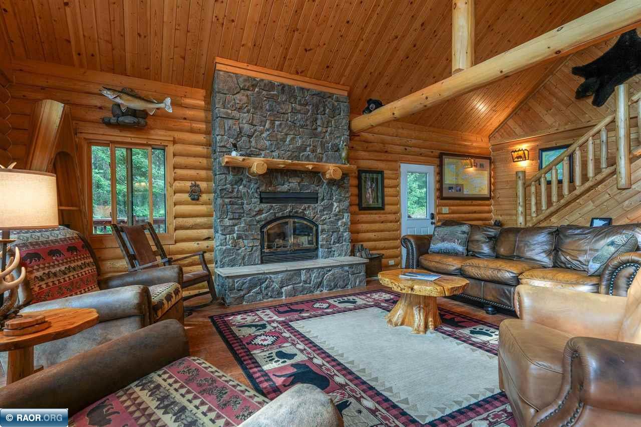 95822 Pine Island