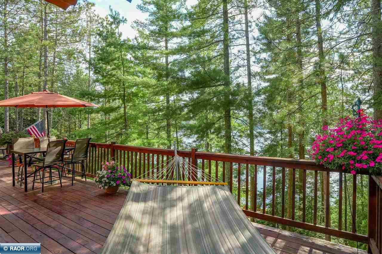 95822 Pine Island