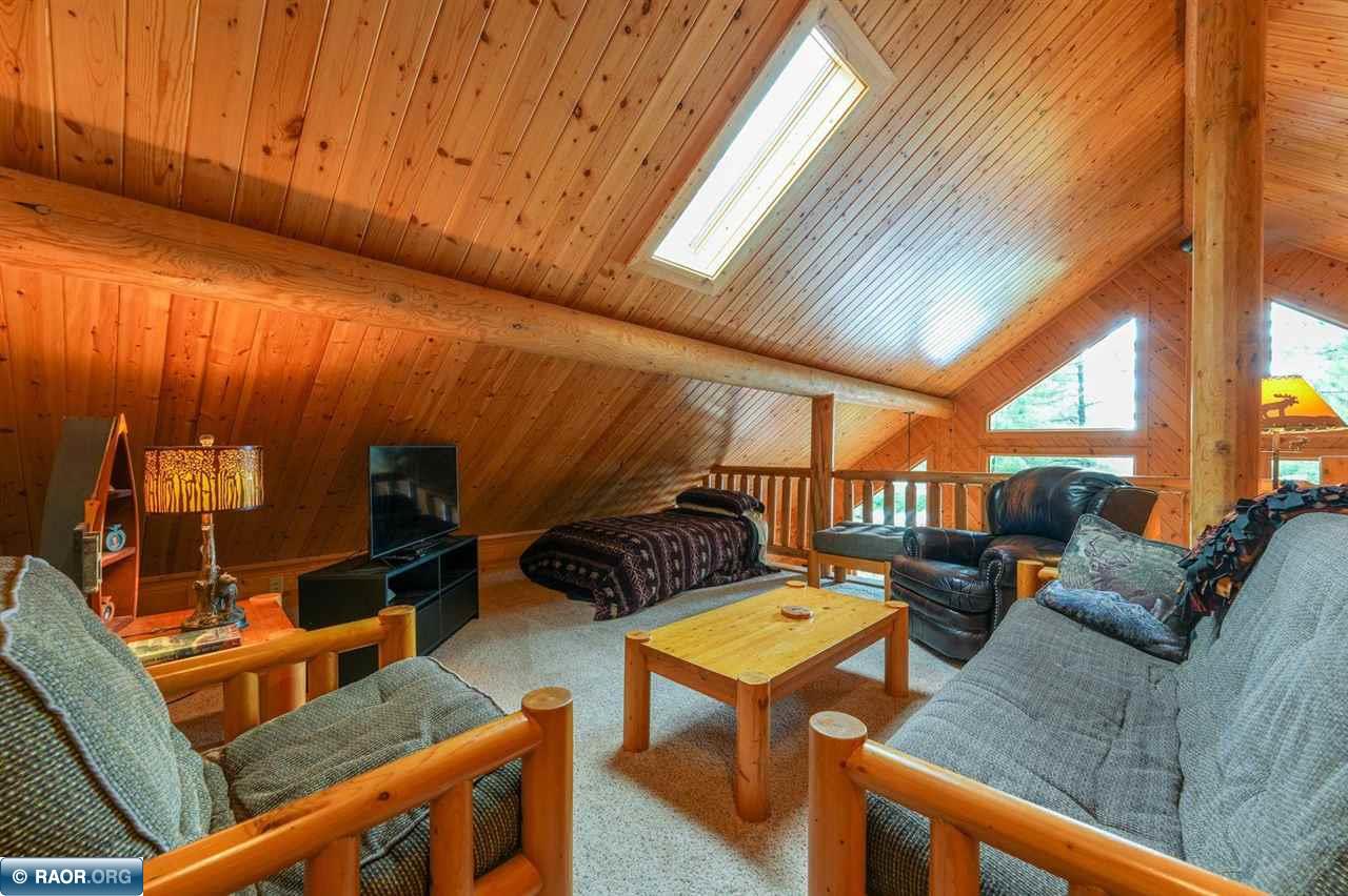 95822 Pine Island