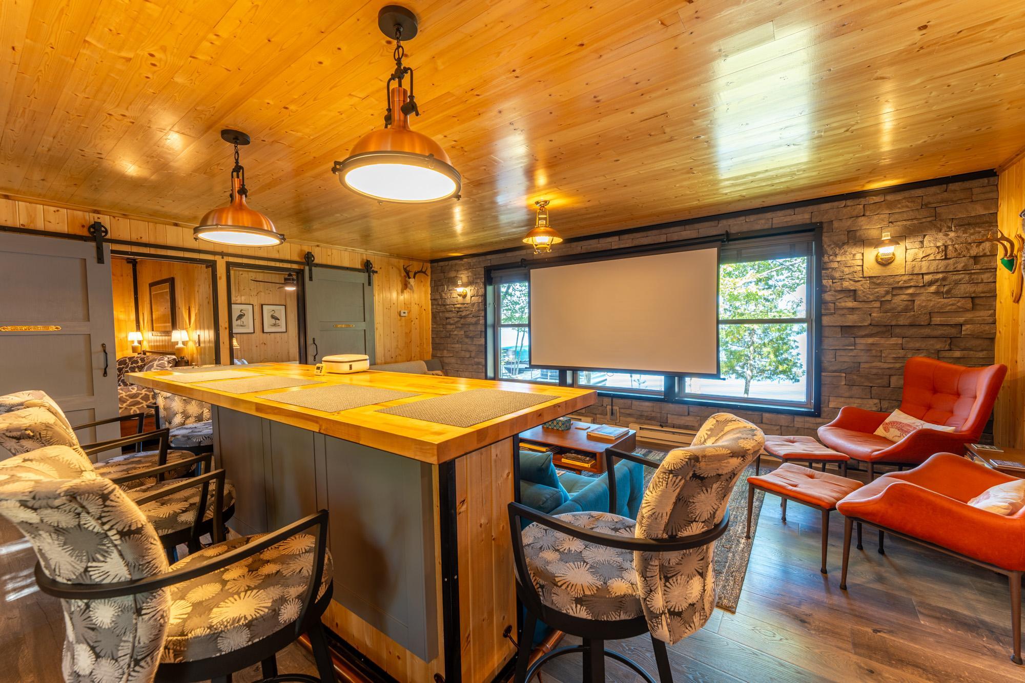 9445 Saint Anthony Beach Road