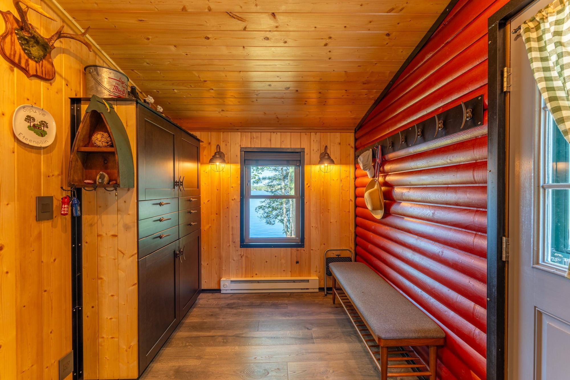 9445 Saint Anthony Beach Road