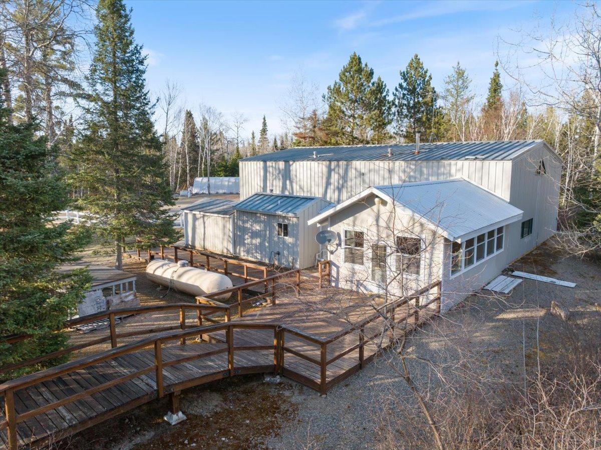 1317 N Highway 21