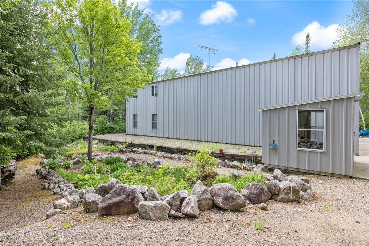 1317 N Highway 21